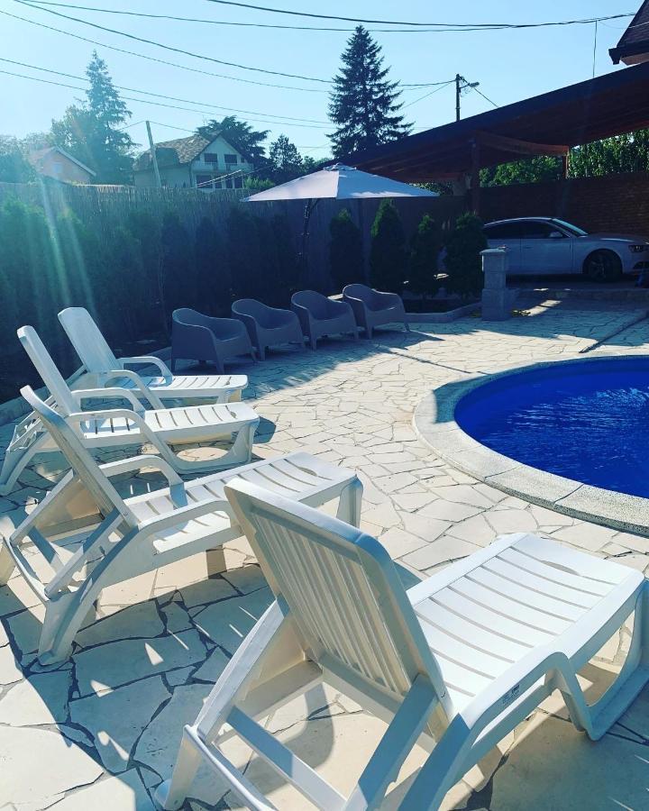 Σπίτι διακοπών Mika's Poolhouse